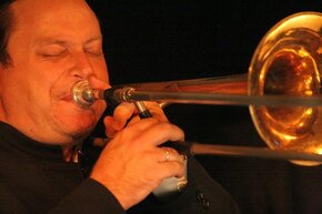 Adrian Mears - Erasmus-Workshops und Masterclasses Jazz-Posaune