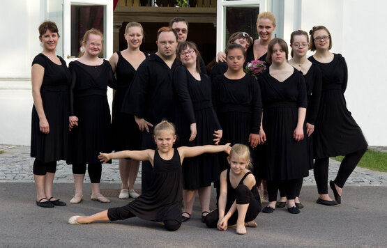 Ensemble I Dance company ©Volker Tenta
