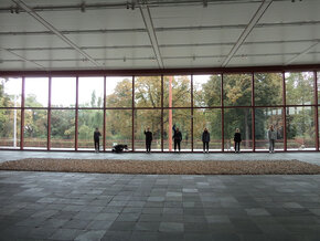 moving space — inside moves. Performative Aktionen zu Ai Weiweis Ahnenhalle im 21er Haus
