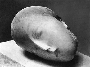 Constantin Brancusi, La Muse endormie I, 1909 (c) VBK Wien, 2006