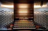Leipzig: Spieltisch der Orgel der Nikolaikirche
