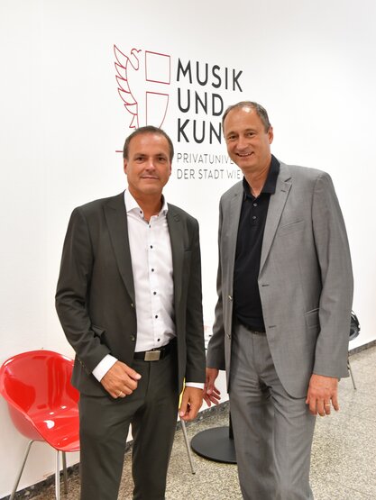 Finanzminister Eduard Müller und Rektor Andreas Mailath-Pokorny © Wolfgang Simlinger